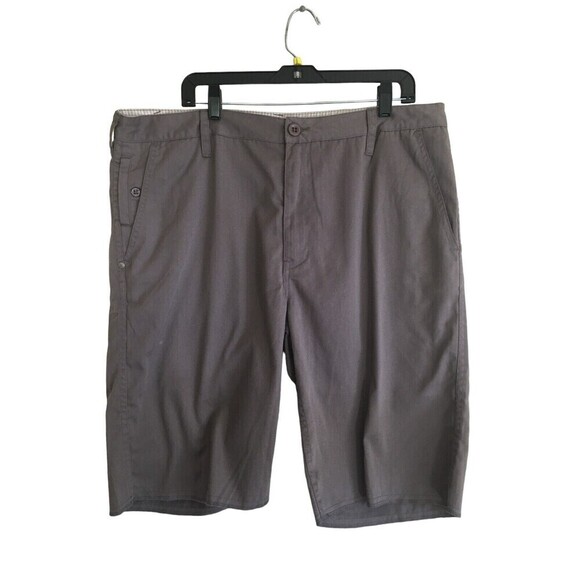Horny Toad Shorts Men's Size 38 Gray Pockets Bermuda NEW - Picture 1 of 7